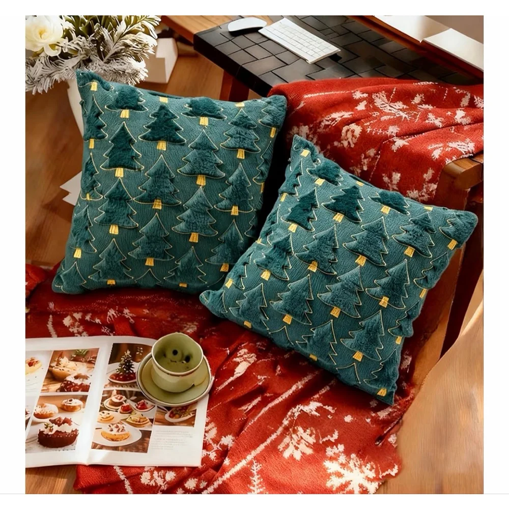 NEW Green Set of 2 Christmas Holiday Throw Pillow Covers 18x18”